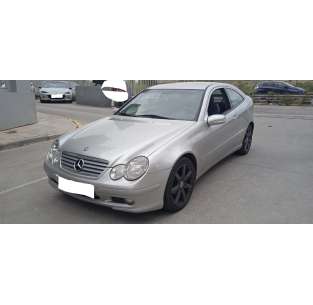 mercedes-benz clase c (w203) sportcoupe del año 2001