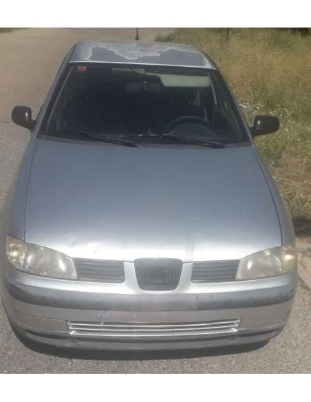 seat ibiza (6k1) del año 2002