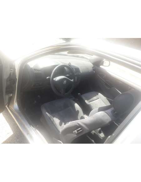 seat ibiza (6k1) del año 2002
