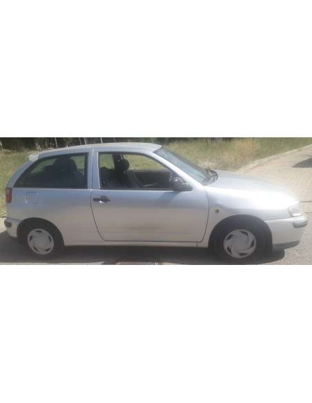 seat ibiza (6k1) del año 2002
