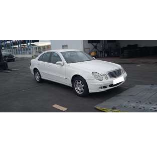 mercedes-benz clase e (w211) berlina del año 2005