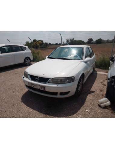opel vectra b berlina del año 2001