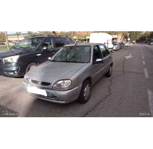 citroën saxo del año 2001