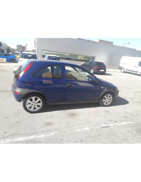 opel corsa c del año 2003