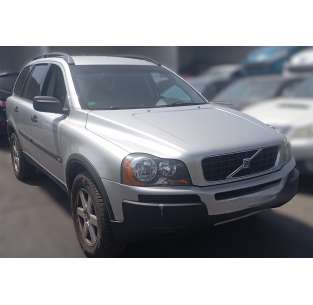 volvo xc90 del año 2004