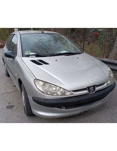 peugeot 206 berlina del año 2004