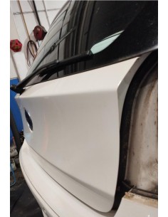 Recambio de porton trasero para bmw serie 1 berlina (e81/e87) 2.0 turbodiesel cat referencia OEM IAM 41627133898 COLOR BLANCO  2