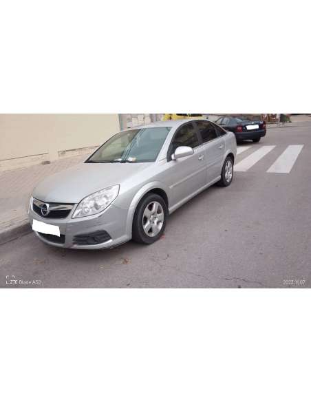 opel vectra c berlina del año 2006