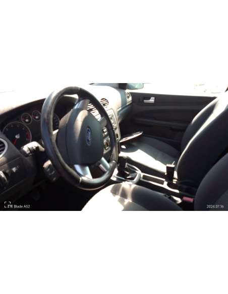 ford focus berlina (cap) del año 2005