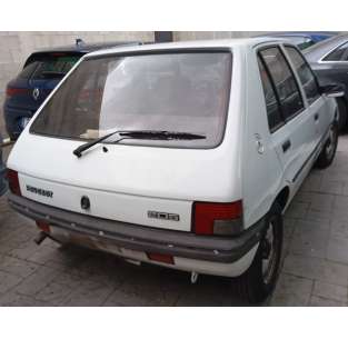 peugeot 205 berlina del año 1995 2