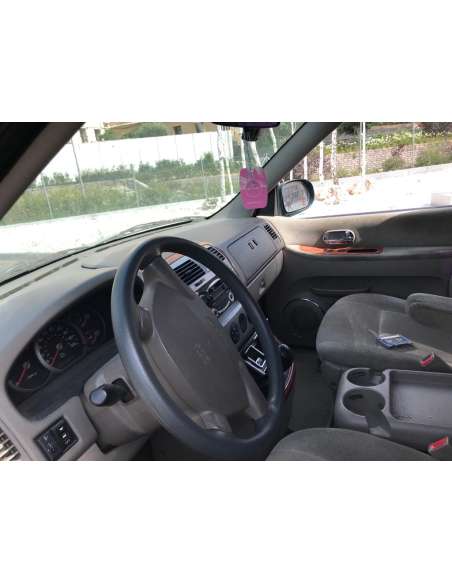 kia carnival ii del año 2005