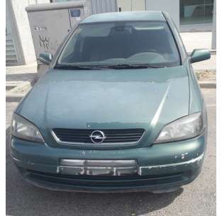 opel astra g berlina del año 2002
