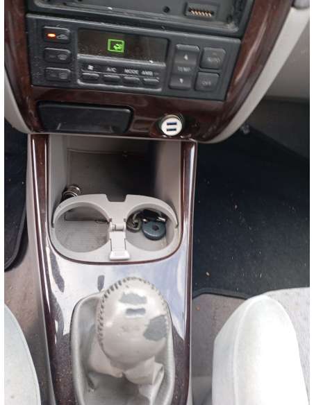 mazda 626 berlina (gf) del año 2000