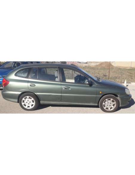 kia rio del año 2002
