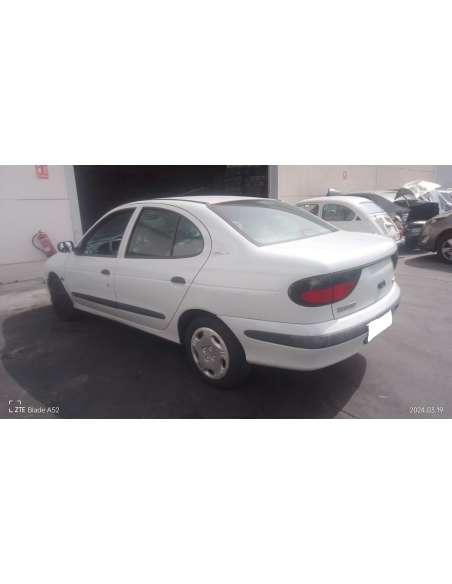 renault megane i classic (la0) del año 1997