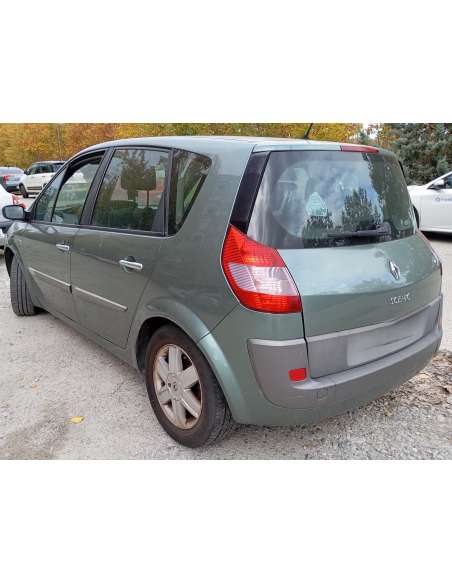 renault scenic ii del año 2004