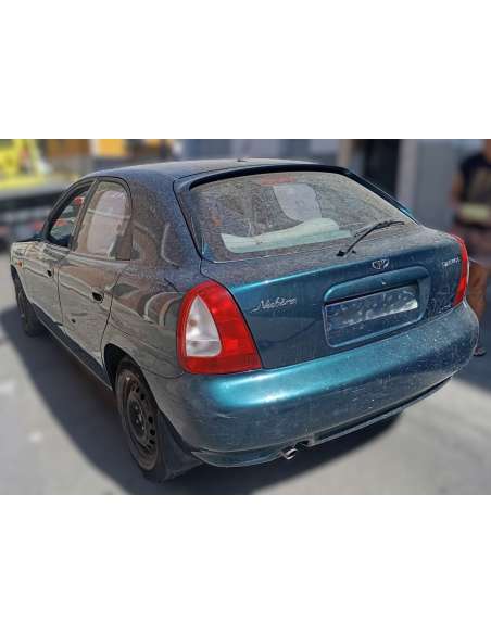 daewoo nubira berlina del año 1999
