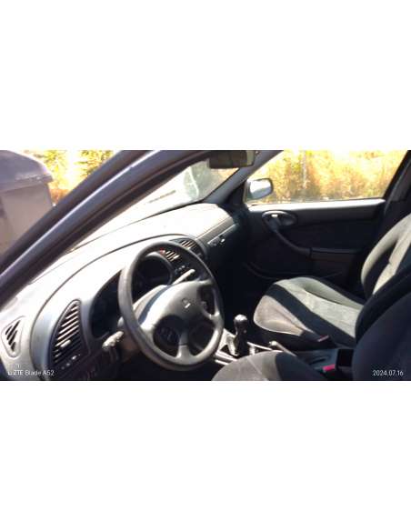 citroën xsara berlina del año 2000