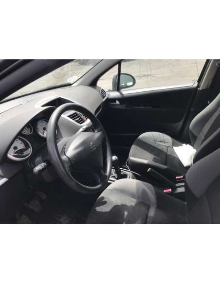 peugeot 207 del año 2007