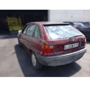 opel astra f berlina del año 1998 2