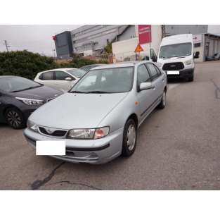nissan almera (n15) del año 2000