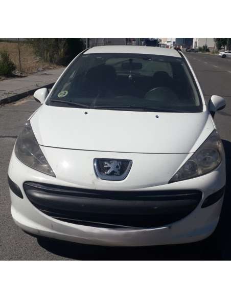 peugeot 207 del año 2010