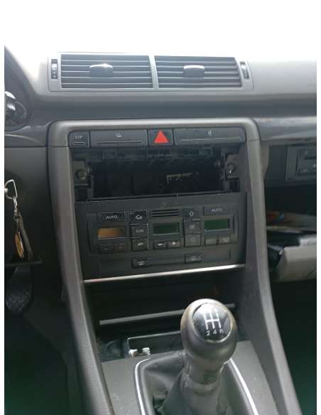 audi a4 berlina (8e) del año 2002