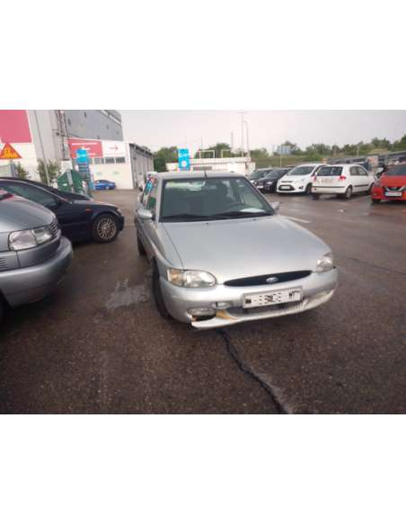 ford escort berlina/turnier del año 1999