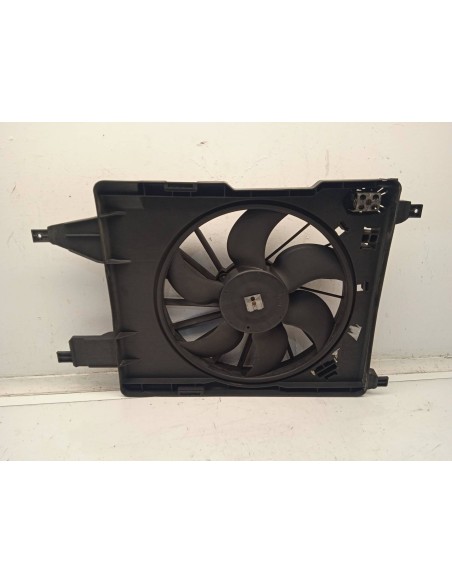 Recambio de electroventilador para renault grand scenic referencia OEM IAM 7701054967  