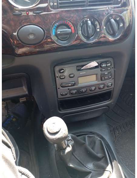 ford escort berlina/turnier del año 1997