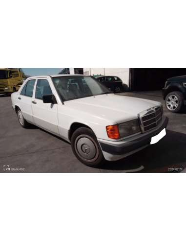 mercedes-benz clase c (w201) berlina del año 1992