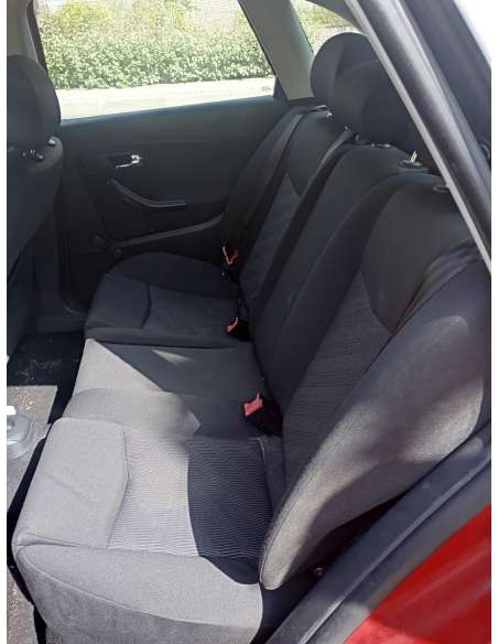seat ibiza (6l1) del año 2005