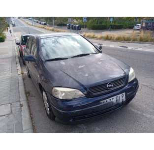 opel astra g berlina del año 2001