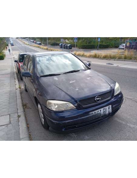 opel astra g berlina del año 2001