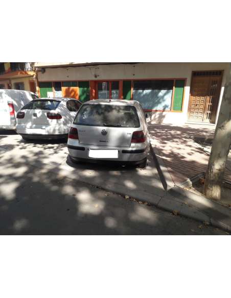 volkswagen golf iv berlina (1j1) del año 1999