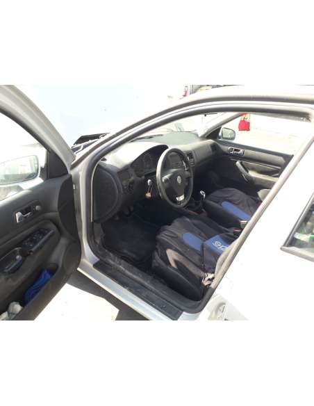 volkswagen golf iv berlina (1j1) del año 1999