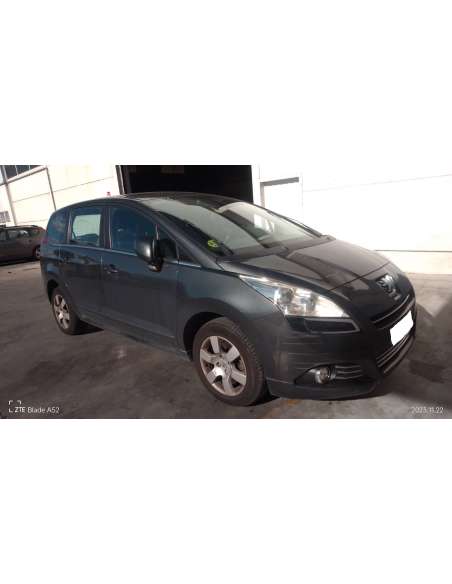 peugeot 5008 del año 2010