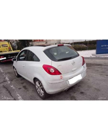 opel corsa d del año 2008