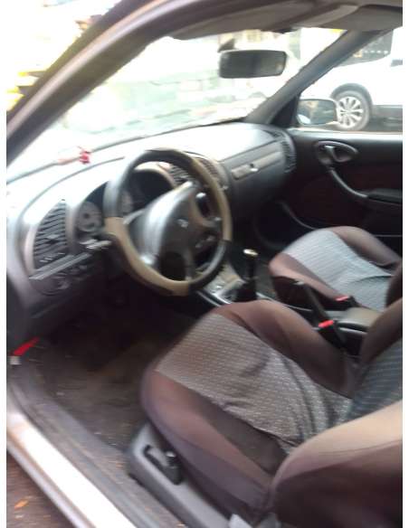 citroën xsara berlina del año 1999