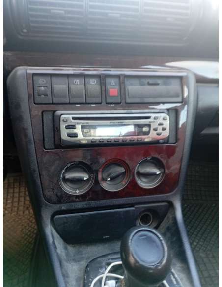 audi a4 berlina (b5) del año 1996