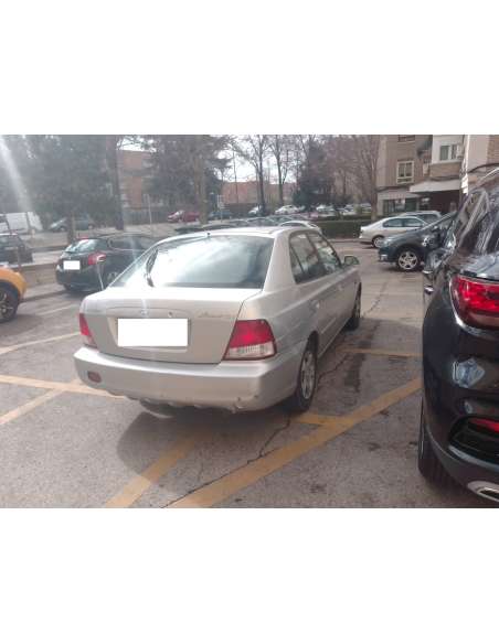 hyundai accent (lc) del año 2001