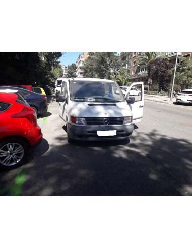 mercedes-benz vito (w638) caja cerrada del año 2000