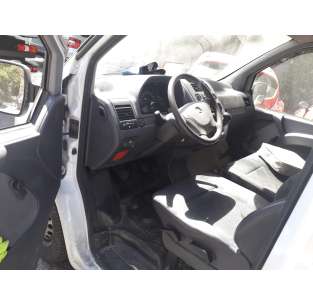 mercedes-benz vito (w638) caja cerrada del año 2000 2