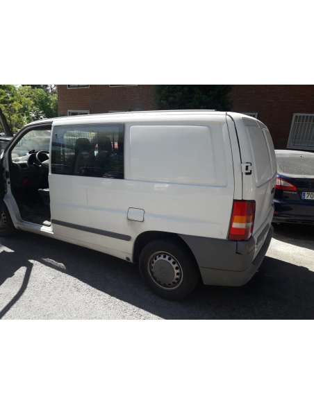 mercedes-benz vito (w638) caja cerrada del año 2000