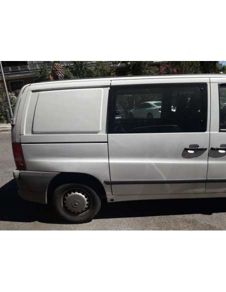 mercedes-benz vito (w638) caja cerrada del año 2000