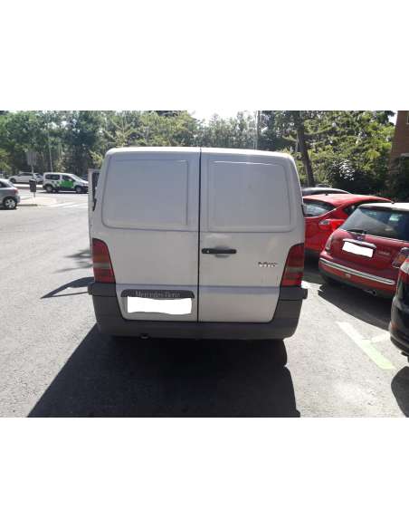 mercedes-benz vito (w638) caja cerrada del año 2000