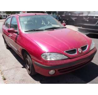 renault megane i fase 2 berlina (ba0) del año 2000