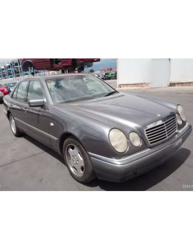 mercedes-benz clase e (w210) berlina diesel del año 1997