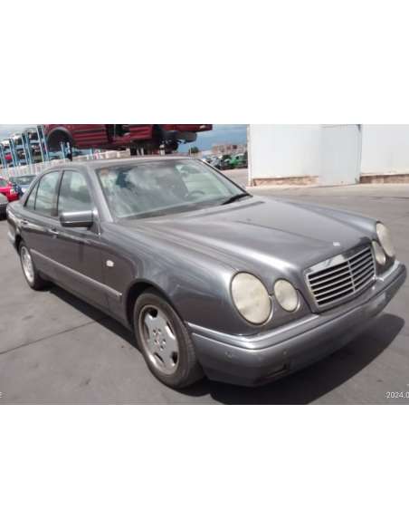 mercedes-benz clase e (w210) berlina diesel del año 1997