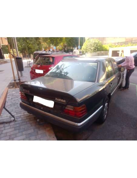 mercedes-benz clase e (w124) berlina del año 1997